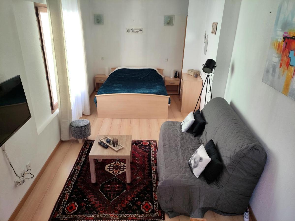 Confortable Maison De Village En Pierre Typique Molitg-les-Bains Extérieur photo